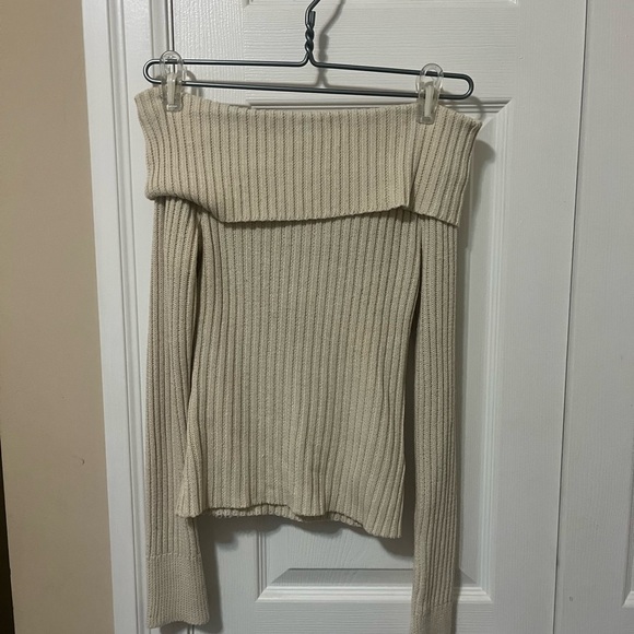 Motel Rocks Off-Shoulder Ribbed Sweater - Picture 4 of 5